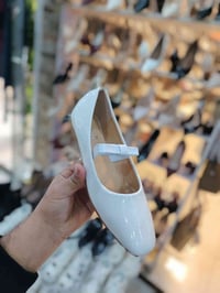 حذاء فلات • مقاسات 37-41 • وزن ريشة