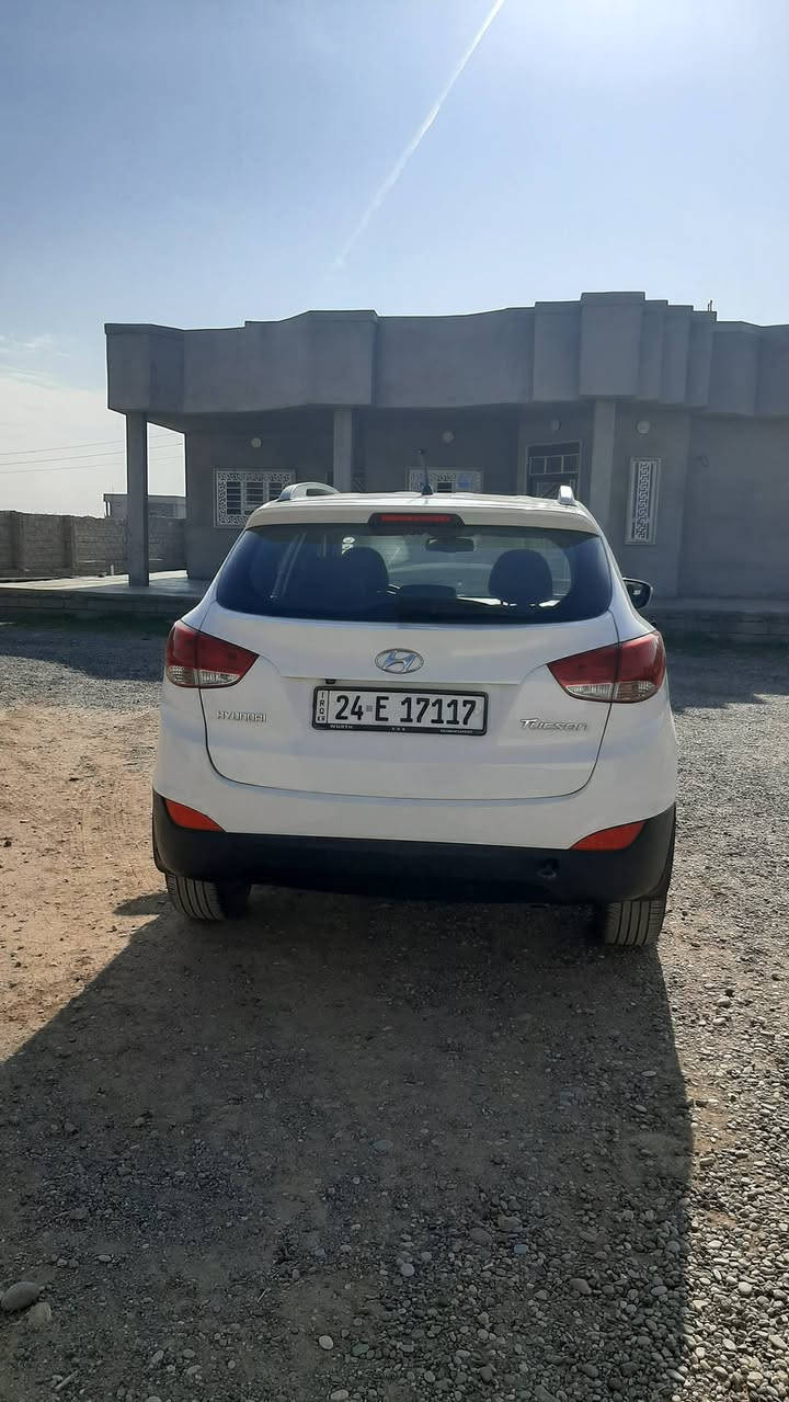 بيع مستعجل وتم تنزيل السعر
140$ وبيها مجال 
تكسون 2013

ضرر مذكور بالسونار 

محرك وكير شرط هزة جديدة رقم جديد تبريد ثلج

سيارة جاهزه 
العنوان جنوب الموصل
البيع نقد أو مراوس بأقل حسب القناعة
للتواصل ***********
