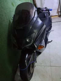 البيع فورزه صفر سته سعر 700 المكان بغداد زعفرانيه رقم 07712084971