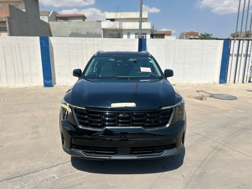 كيا سورينتو 2024
مواصفات 
شاشة
كاميرة
حساس
تحديد سرعة
تحكم ستيرن
وبعد بيها هواي مواصفات 
صبغ؛بونيد+جاملغ
بدون دواخل
بدون ايرباك
سعر؛ 225$ و بي مجال 
رقم واتساب ؛***********
سيارة موجود اربيل شارع١٠٠م داخل معارض
