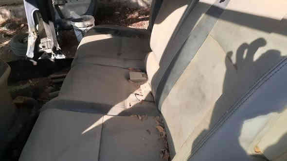 سلام عليكم 
مازده مودل ١١ بغداد مشروع وطني فول مواصفات تبريد قطعتين منفصل ابيعه على وضعه لعدم التفرغ نقص باب خلف الصظر سياره شغاله وتمشي *********** بي وتساب السغر ٤٥ مكان السياره بغداد شرطه الخامسه
