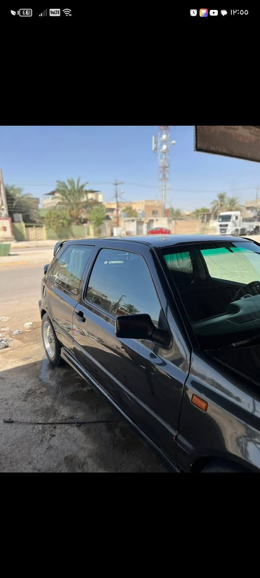 كولف تك باب للبيع موديل ١٩٩٣ محرك ١٨٠٠ گير عادي ٥ نمرة گير مكينة مكفولات السيارة مصبوغة عام بدون حادث درگة ستيرن حديث السيارة مفولة تخم تاير جديد
ويل BBs ١٥ سايز واحد تبريد شغال السعر ٤٥ ورقة للأستفسار *********** واتساب فقط.
