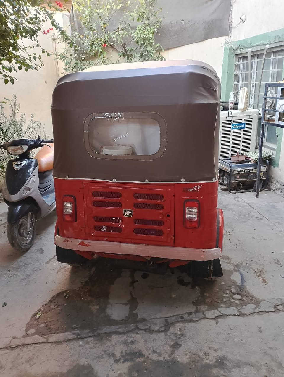 تكتك  للبيع17 طابه ١٨ محرك ٢٠ نضافه فول السعر خاص ***********
