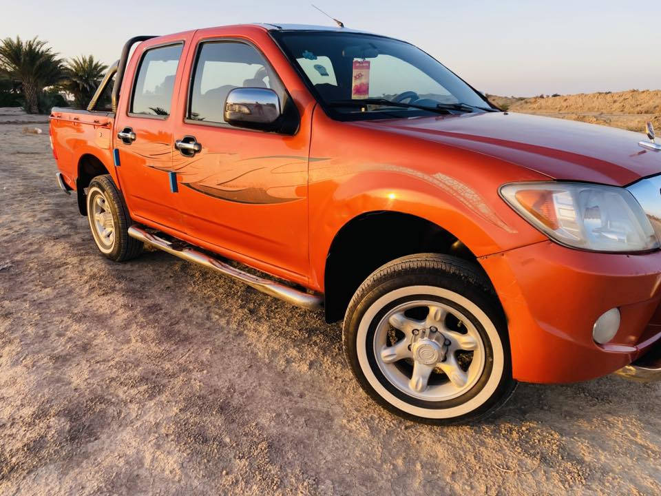 كنوه وجه فلاونزه للبيع او المراوس حسب القناعه موديل 2013رقم نجف دولي شرط التحويل سنويه مجدده لل27  هزه جديده سنتر لك شغال مكفوله من الضربه والتبديل خياس لايوجد  تخم تاير حداديه ومحرك مكفولات  تدفئه شغاله كهربائيات شغاله سياره جديده وبلاديه  احلا من الصور  العنوان بابل  قرب الطريق السريع الهاتف ***********الاثير بي واتساب 
***********
