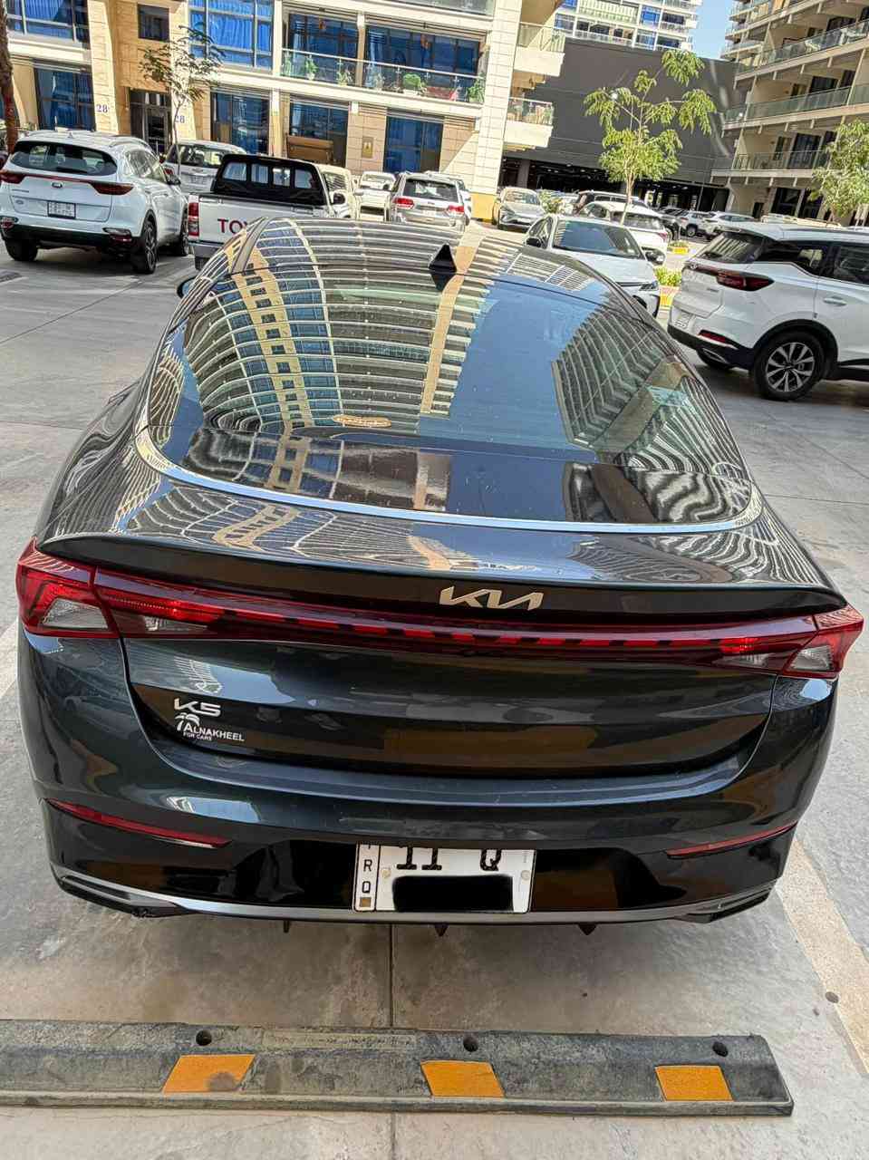 بسعر 155 ورقه بدون قطره صبغ 
Kia K5 2023 أمريكي كلين تايتل 
مواصفات عاديه بصمه وتشغيل عن بعد رادارات كامره حساسات 
 بيها فقط طخه با دعاميه من امريكه باقي السياره مكفوله 
رقم بغداد باسمي عنواني المنصور 
السياره ماشيه 44 الف
سعرها كلش زين با عافيه على ياخذها جديده 
***********
