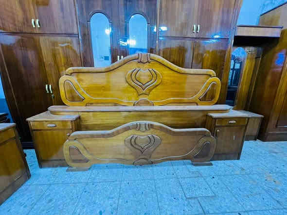 غرفه 5 باب ملحق صاج داخل وخارج ضهر جرجوبه شغل درجه اولى مستعمل موديل نقش صاج بورمي بغداد الأمين الثانية ***********
