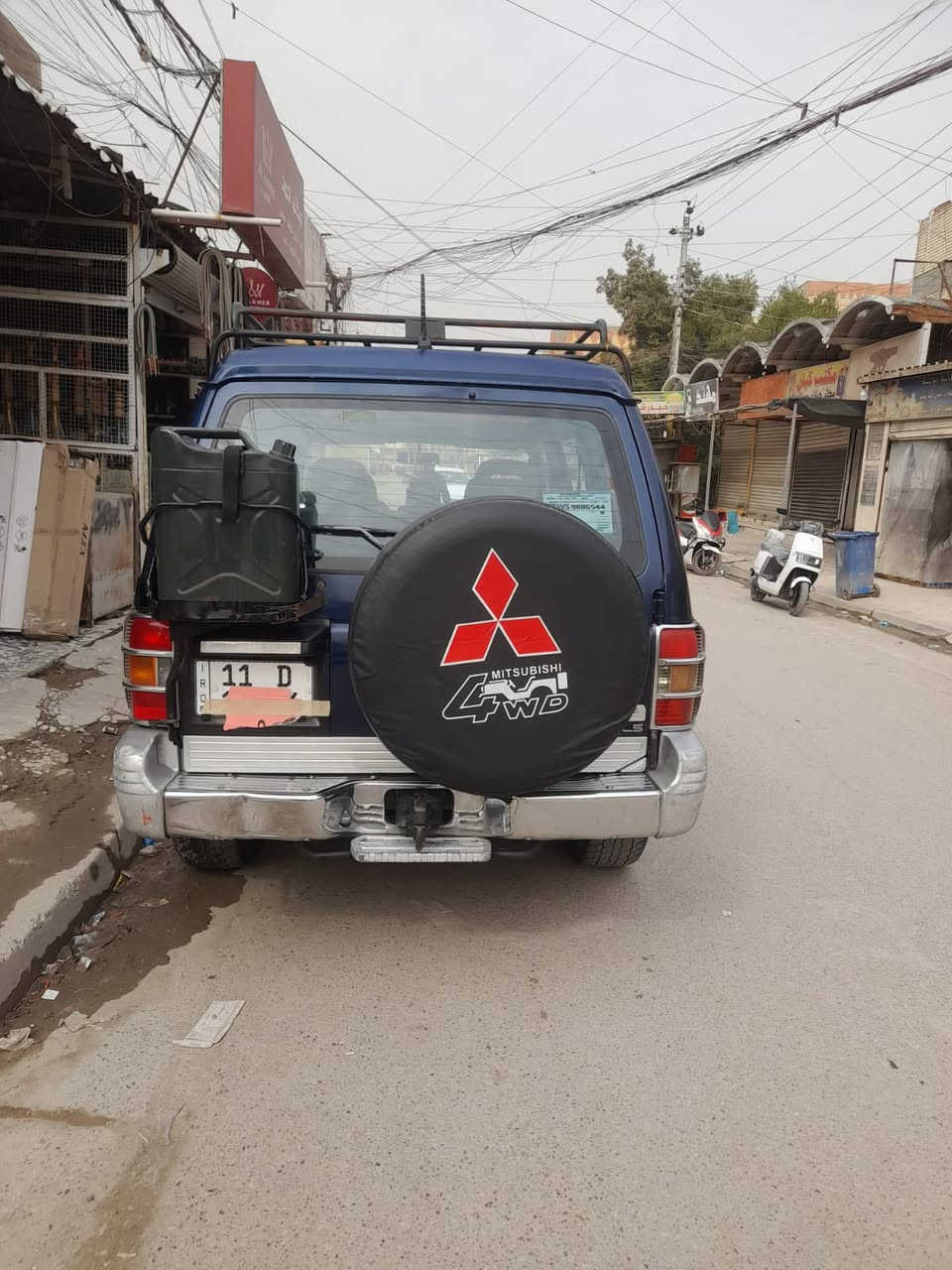 باجيرو موديل 1999 باسمي مشروع وطني مكلف بل نشر 
سنويه 27 شاشه كهربائيات كامله صدر امامي وخلفي جديد تبريد شغال مكان السيارة بغداد ألشعب السعر 72 وبيه مجال الاتصال ***********
