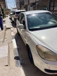 اكسنت موديل 11 خليجي بيه ضربه بل بچم  واصل شاصي وشوية من اللغد بس بدون...
