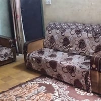 تخم للبيع ١٠٠ الف وبيها مجال  المقاعد مخسوفه رايدلها دوشمه العنوان الز...