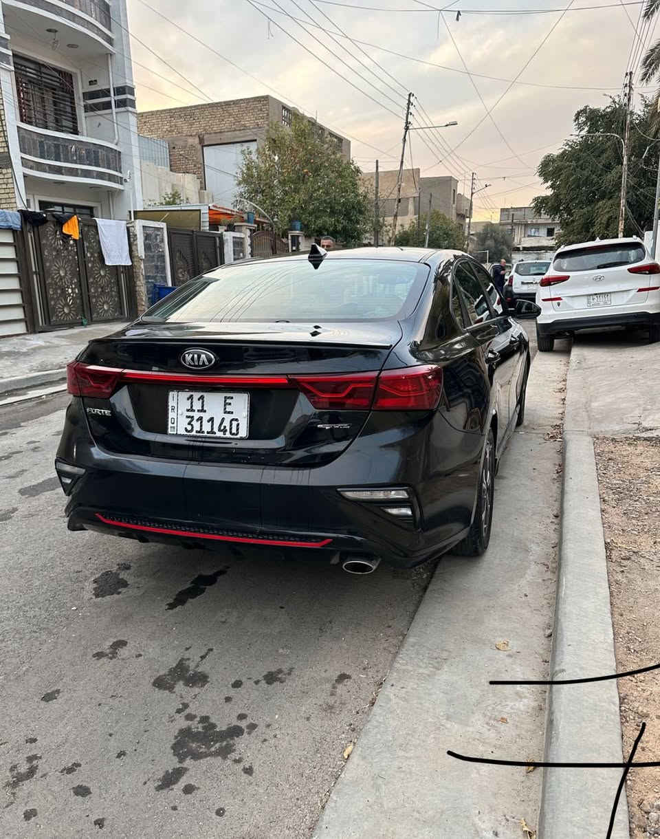 السلام عليكم 
فورتي 2021 جيتي لاين فول مواصفات 
السيارة جاهزه اي نقص مابيها 
السونار موجود وكل التفاصيل موجوده بي 
مكان السيارة بغداد 
السعر 126 وبيها مجال 
***********/***********
