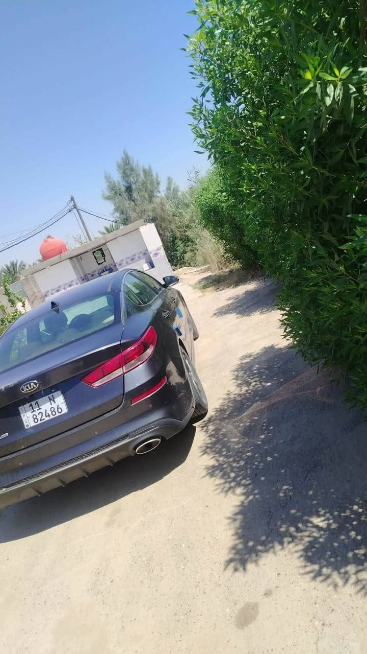 السلام عليكم
اوبتما 2019 امريكي حادث بنيد فقط  ب .( السياره ليبل واحد عدا البنيد )
سياره جديده وجاهزة كير ومكينه وتبريد وتخم تاير حداديه 
ماشيه 95 الف 
مكينه 2400 
مواصفات fe 
وضعيات قيادة / سبورت / ايكو / عادي 
رادار 
تحكم ستيرن اربع جهات 
شاشه كبيره 
كامره دواره 
وباقي المواصفات المعروفه 
السعر / ١٢٩ بيه مجال 
مكاني بابل / الحله 
***********
