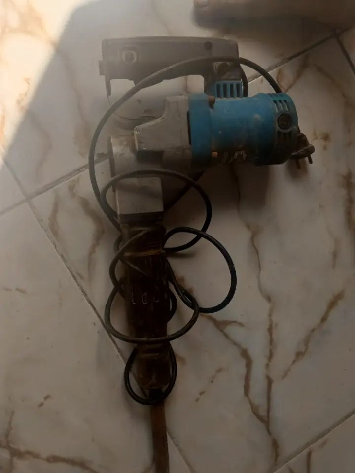 من رخصه الادمن اخوان غراض نضيفه حيل للبيع كلهن شلعه وحده ماابيع مفرد رجاء اقره المنشور زين ربي يحفضك مكانهن بغداد حي العامل شارع السكلات ١المرشه جديده ٦٥الف الكيزر جديد ٤٠الف تانكي الوطني معروف ٦٠الف غساله جديده متروكه ٧٥الف دريل ٣٠الف ***********
