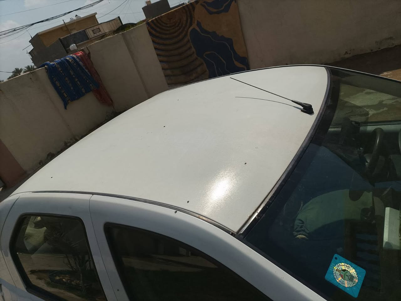 سلام عليكم للبيع رينو لوكان مديل 2009 رقم بغداد انكليزي سياره خير من الله السعر 45. بيها مجال مكاني بغداد بسمايه الاستفسار على هاذه الرقم ***********
