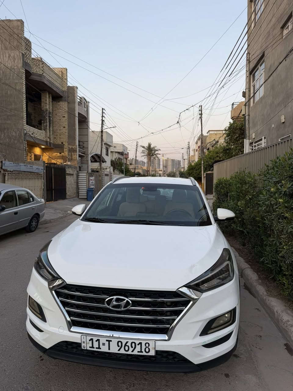 توسان خليجي موديل 2020 رقم بغداد شركه الكاصد بيه طخه خفيفه بدعاميه وصار بارد بجاملغ امامي مواصفاته محرك 2000 دوش بصمه تشغيل كراسي اثنين كهرباء شاشه اصليه كامره حساس امامي خلفي مري شفط  لايت 5 عدسات ويل كب سياره جاهزه تخم تاير صدر جديد مكاني بغداد الاطباء 188

***********
