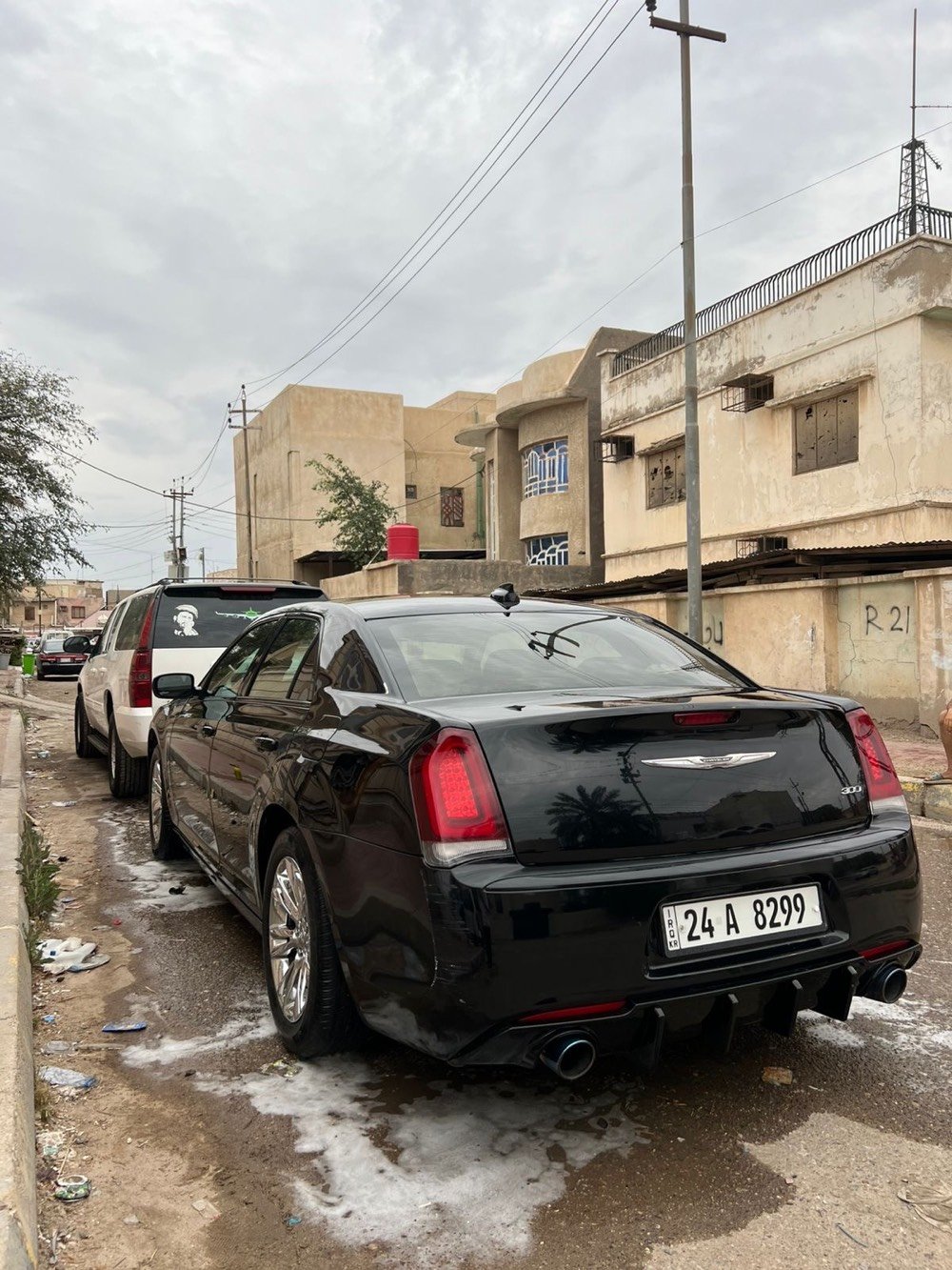 جاهزه من جميع النواحي

كرايسلر أوباما (2019) اصل 

🧳 تورنك

📍 رقم دهوك مميز باسمي حصرأ جاهز للتحويل او الوكاله 

📄 بيها كتاب إخراجية

📏 ماشية 163 ألف ميل

🛠️ حادثها قطعتين

🚪 باب خلفي أيمن مبدل نفس اللون

🎨 جاملغ خلفي أيمن مصبوغ +قبق الجنطه بخ اثر الجنح بدون معجون بدون ضربه بدون فتح 

✅ بدون إيرباك

✅ بدون دواخل

🔧 بجم كبس

🚗كير محرك حداده اكسل تبريد كله كفاله السياره ترايها من البصره لدهوك 

‼️مكان السياره البصره 

***********

السعر 215 مجال بسيط 

اتصل وتدلل

— في ‏البصرة الجمهورية‏.