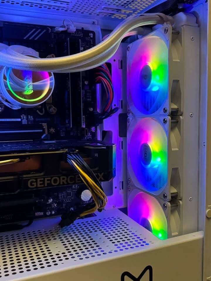 سلام عليكم شبابنه الطيبه
عندي هذا الكيس للبيع

I7 12700K
4060ti 8g
MB Z790 gigabyte UD DDR 4
Deep cool EL 360M
RAM 16 4800hz (2*8) كورسير
Power 750 bronze
سعرها 1650 (مليون وستميه وخمسين)
بيها مجال للشراي الطيب
مكلف بالنشر الي عنده استفسار على هذا الرقم ويزودك بالتفاصيل الباقيه 
واتس او رصيد موجود (الماسنجر ماموجود❌)

‪ ***********‬

شكراً الكم
ادمن♥️♥️
