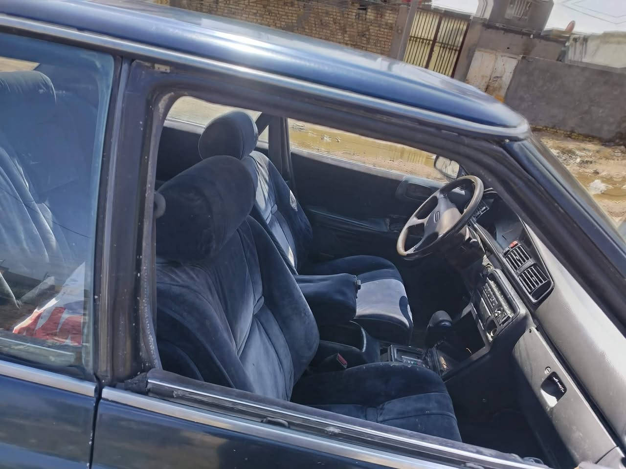 السلام عليكم ورحمة البيع مارك كصيف مصطره راقم صلاح الدين سنويه مجدده رعيه بغداد موديل ١٩٩١مكينه وكير جديدات ونجي مكفوله من كص وضربه القويه حداديه جديده وكهربايات كله شغاله تحويل مباشر السياره السعر19   ***********
