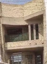 دار للبيع في منطقه الامين الثانيه على شارع العام مساحه البيت  140 متر ...