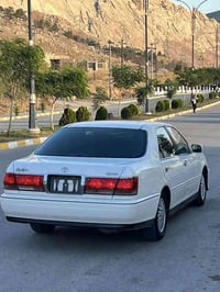 سەرەتا بەناوی خوا مەلیکە بڕاوە ٢٠٠١ ڤیڤیتی ئاڵتونی بازار دوو دوگمەی پە...