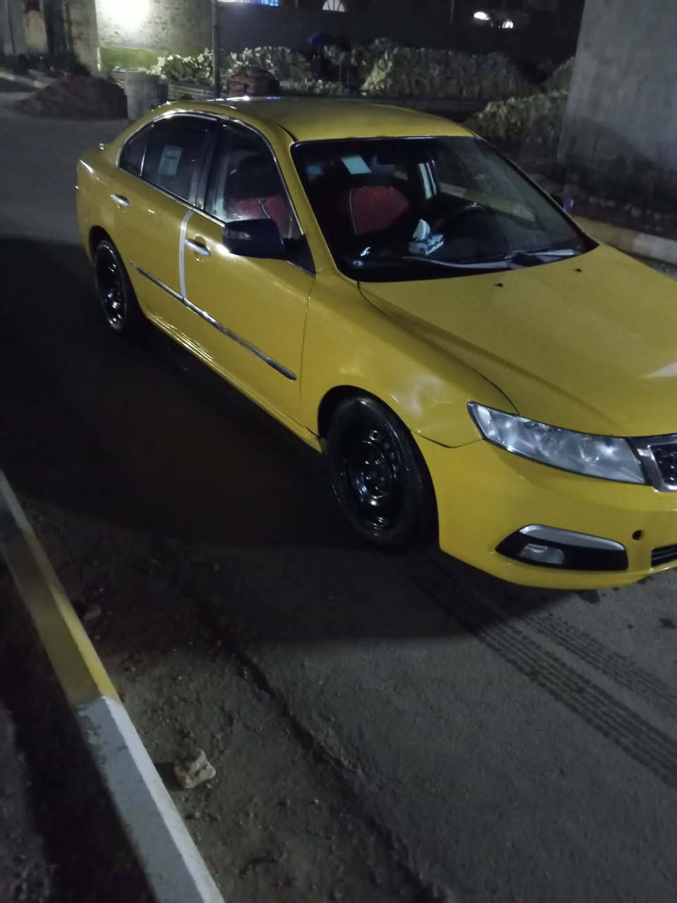 سلام عليكم اوبتيمه السعر 88وبيها مجال سياره جاهزه من كلشي موديل 2008 مكفوله من العيب الشرعي تبريد شغال مكينه وكير مكفولات مكينه 6سلندر سيارن باسمي مكاني ذي قار قضاء النصر  للتصال ***********
