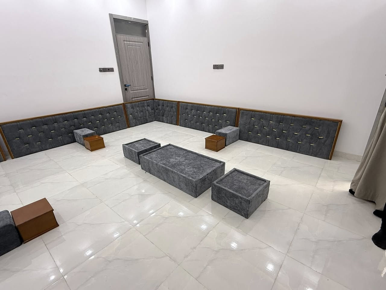 السلام عليكم تحية طيبة من معمل عمرو الندى

بمناسبة الشهر الكريم بلغنا الله واياكم به 

ان نوفر لكم احدث الموديلات مع هداية 

ميز كبير 🎁 وطبلات وسطيه 2 هديه🥉🎁

مع خصم خاص أن شاء الله 🩵

مساند عربية بأحدث الموديلات 

فصال حسب الطلب بجميع القياسات والالوان 

#العنوان موصل حي الجزائر قرب جامع الحافظ 

دوشمه عمرو الندى


**إذا كنت صاحب هذا الإعلان وتريد حذفه لأي سبب، رجاءا أرسل رسالة إلى الدعم الفني**