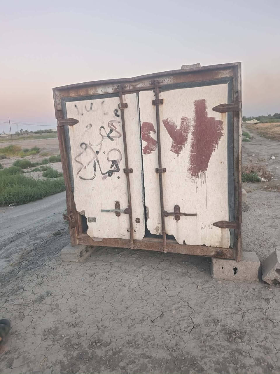 سلام عليكم كشك براد كيا  مستعمل معروض للبيع سعر ٥٥٠ وبيه مجال للستفسار اتصال ع رقم ***********
