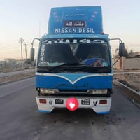 سياره نيسان للبيع نفخ شاصي مقفول ماكينه مقفوله 07817344751