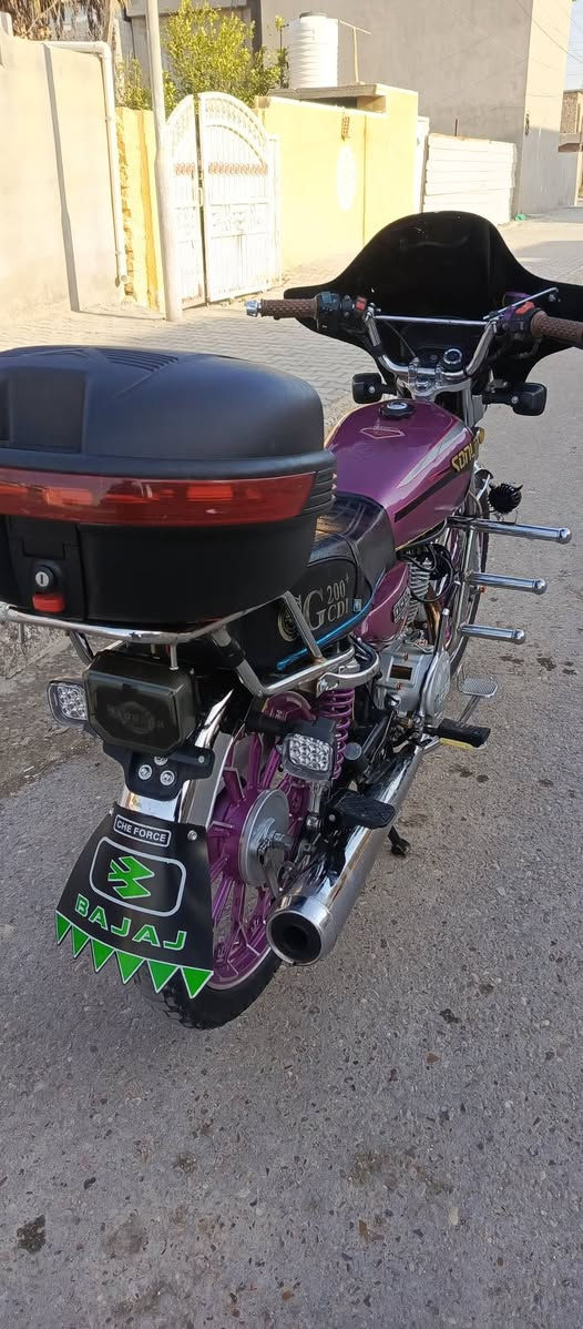 السلام عليكم دراجه سونك موديل 25 مكينه200 كفاله عامه تشغيل عن بعد 2بصمات اوراق اصوابيه الدراجه جديده السعر700او بيهة مجال قليل مكاني بغداد الرقم *********** بي واتساب
