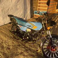 دراجه 25زنجيل 200جلخ مابيها كيجات اشاير كلها كفاله سعرها مليون رقم صاح...