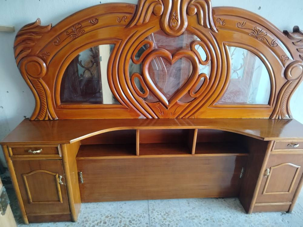 السلام عليكم
غرفة نوم عراقي ...تزگام ثقيل
داخل وخارج صاج
دنگة جاو
كنتور 6 بيبان...
مع ملحقات كاملة
غرفة نضيفة مثل ما موضح بالصور
للاستفسار
الاتصال على ***********
متواجد واتساب عمارة, ميسان
