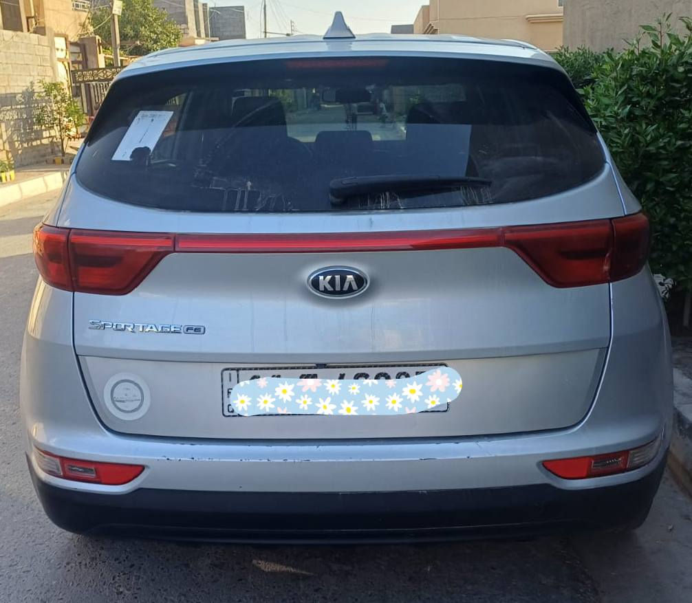 🚘 للبيع كيا سبورتج 2019  وارد أمريكي 155 وبيها مجال 
سيارة نظيفة جداً واستعمال شخصي وعليها ادامة كاملة بدون اي نقص
✅ كير ومحرك مكفولات
✅شواصي ولغود مكفولات
✅ شاشة وكاميرا خلفية
✅تحكمات ستيرن جهتين
✅ ثلاث انظمه قيادة
✅ مانع انزلاق
✅مثبت سرعة
✅ كشنات مخمل
✅ تبريد ثلج
✅ تايرات جديدة
✅ باتري جديد
السيارة وارد أمريكي حادثها خفيف جداً موضح بالصور  فقط بنيد بارد  بدون دواخل وحالياً جاهزة للفحص بأي مكان وين ماتريد السيارة رقمها بغداد بأسمي شخصياً و تحويل ثاني يوم السيارة نظيفه جدا شوف واحكم وبالعافية على ياخذها.المكان الانبار . الخالدية
اتصال و واتس اب متوفر ***********
