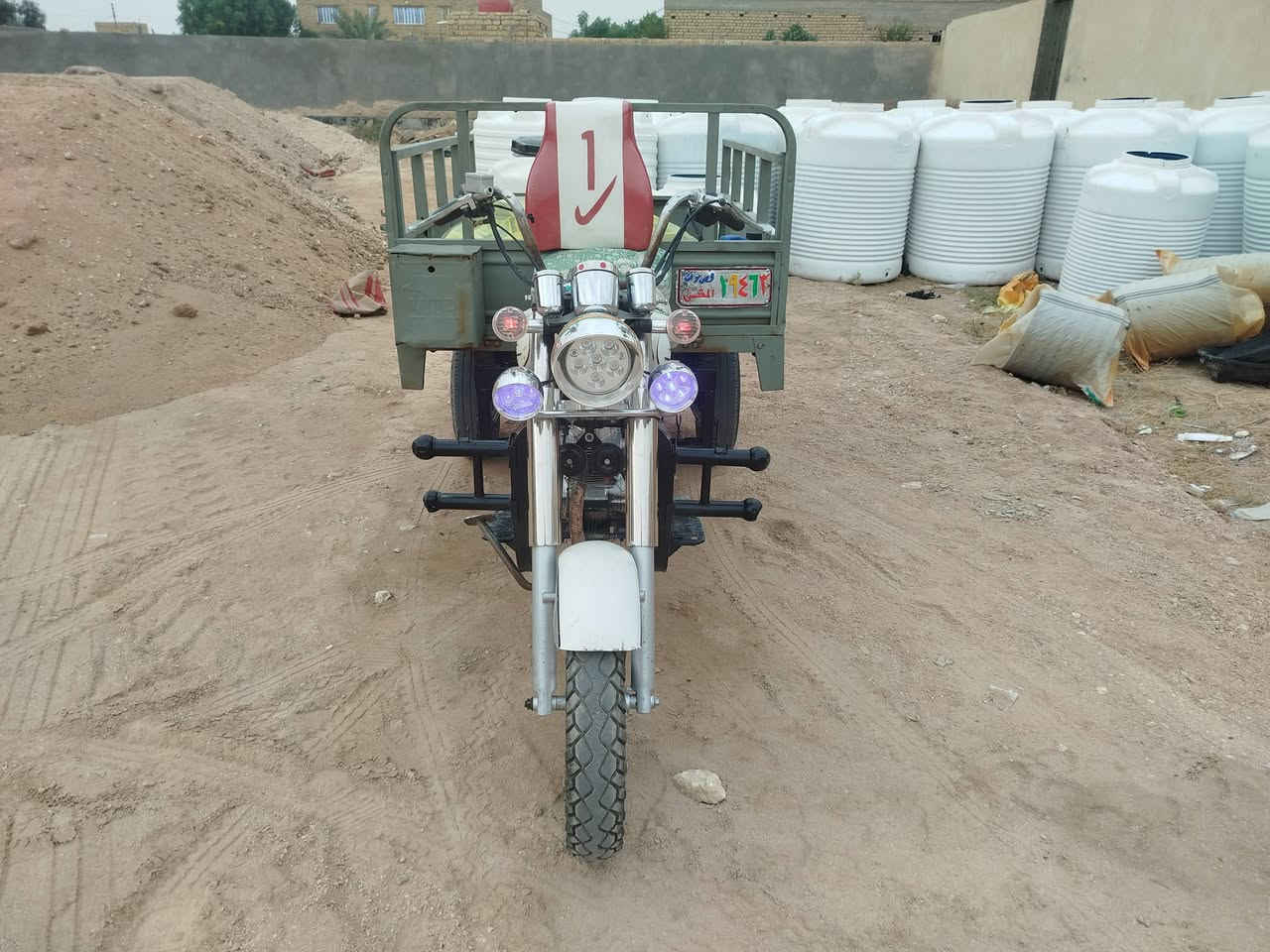 سلام عليكم أمتيار 2009 تعمير 2025للبيع رقم اسود وسنويه كفاله عامه اكفله الك من العشائر والحكومه الشراء يتصل ***********
