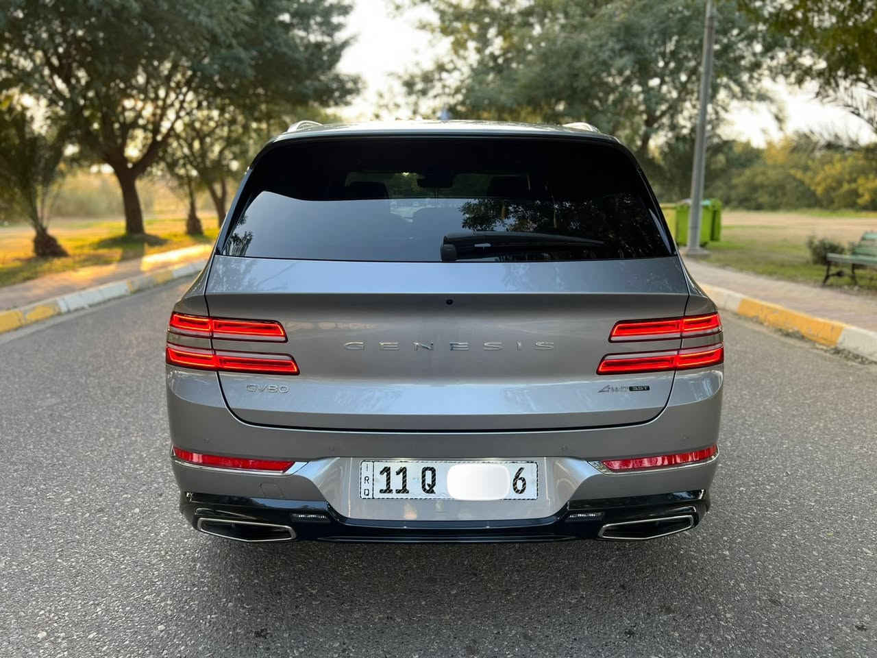 السلام عليكم 
للبيع جنسز GV80 سياره جديده جدا موديل ٢٤ 
ماشيه ٢١ الف 
المواصفات فووول اعلى فئه برستيج 
المحرك ٦ سلندر  سعه 3.5 
بانوراما 
كامرات عدد ٤ 
كراسي جلد وكهرباء ومساج 
صندوق كهرباء 
بردات جانبيه 
رادار امامي خلفي جانبي
ومواصفات كثيره 
السياره بدون صبغ عل فحص 
الحادث جاملغ امامي مبدل نفس اللون 
رقم بغداد بسمي 
***********
السعر ٣٩٠ ورقه
