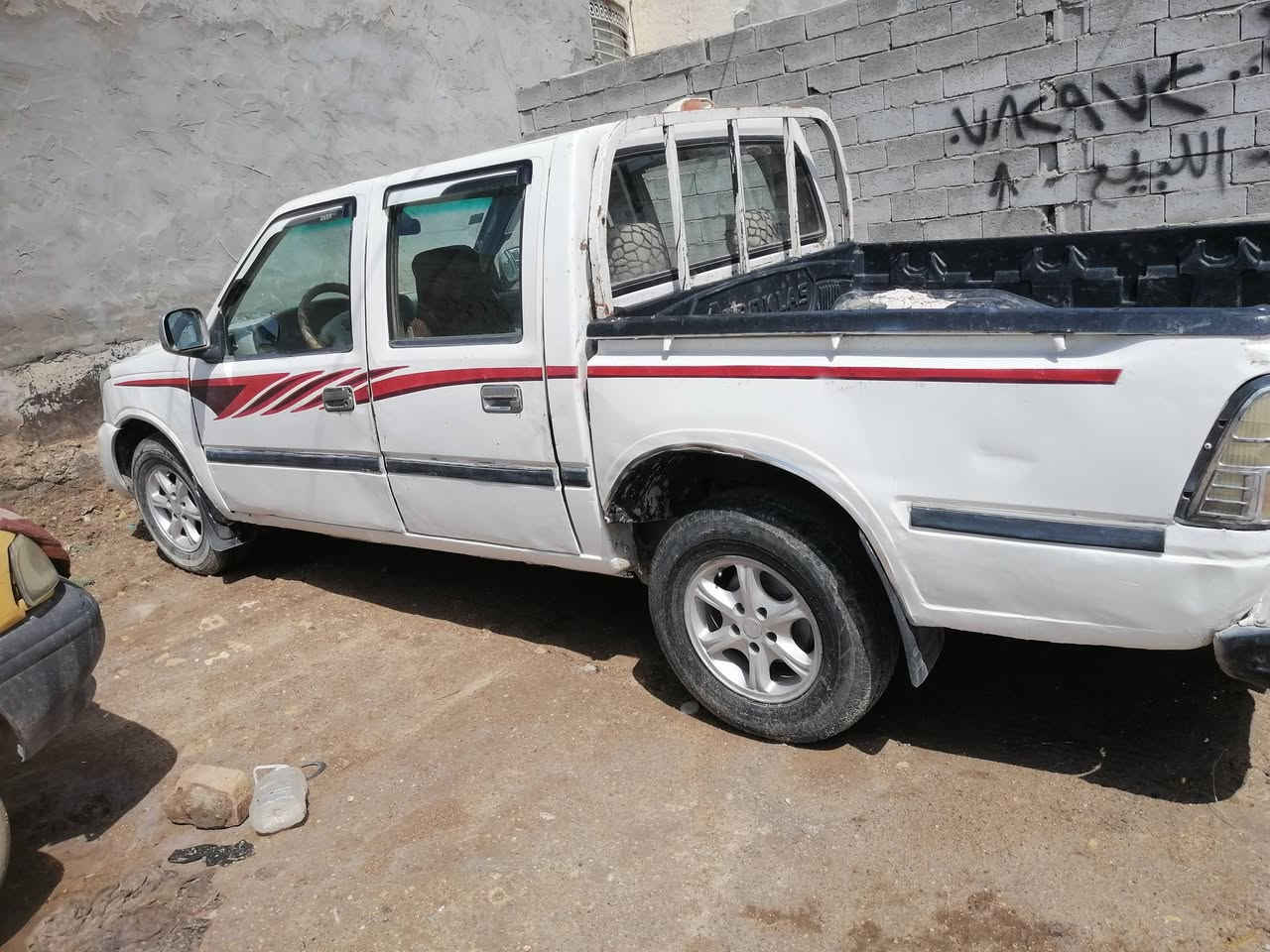السلام عليكم البيع او مراوس بيكم مديل 2006 جاهزه سياره كير محرك رقم نكليزي وسط سنويه 28 سعر 22 رقم بي واتساب ***********
