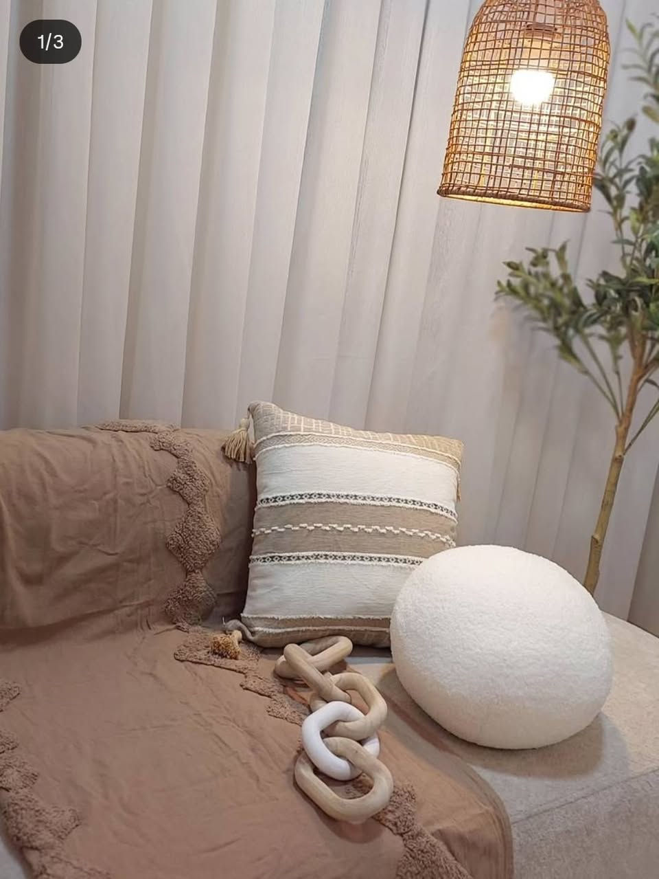 شالات ديكور خامات ممتازه متوفره بعده موديلات واسعار مختلفه حسب الموديل اسعارهم من ٧ إلى ١٨الف
متوفر توصيل بسمايا الف
شالات ديكور خامات ممتازه متوفره بعده موديلات واسعار مختلفه حسب الموديل اسعارهم من ٧ إلى ١٨الف


**إذا كنت صاحب هذا الإعلان وتريد حذفه لأي سبب، رجاءا أرسل رسالة إلى الدعم الفني**