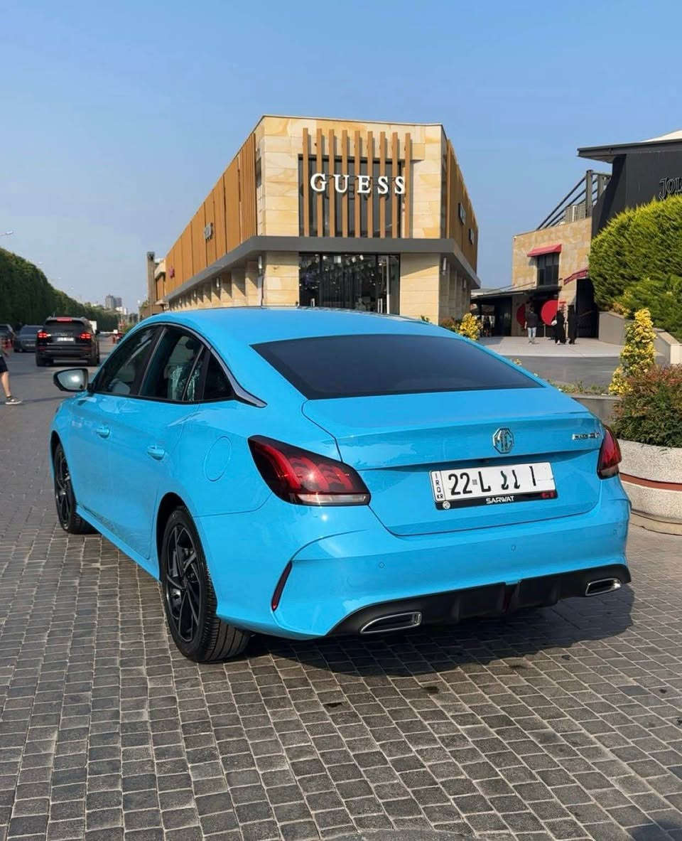 MG GT 2022 
فول فول موصفات باقي من ضمان 4 سنوات كير محرك كهربايات كل صيانه شهريه ودوريه امويسله بل شركة وباقي بل ضمان مابيه اي ضرر او ملاحظه سياره مايشه 72.000
مقود قابل التعديل فئة الكامل مواصفات Luxury
شاشة 10 انش مع نظام بلوتوث محرك 1.5 تيربو
تحكم بالمقود ناقل سرعة دبل كلتش 7 سرعات
مداخل USB مع شاحن قوة المحرك 173 حصان
مدخل كهرباء 12 فولت عزم الدوران 275 نيوتن متر
Android Auto مصابيح نهارية LED
Apple Car Play مصابيح خلفية LED
نظام تحذير الخروج عن المسار مرايا جانبية كهربائية
4 كاميرات مع حساس خلفي اشارات في المرايا الجانبية
نظام تحذير الاصطدام الأمامي مرايا قابلة للطي كهربائيا
عادم مزدوج ( دبل اكزوزت) مقود من الجلد
فتحة سقف مكابح توقف الكترونية EPB
دواسات بنزين وبريك معدنية رياضية مكابح انتظار الكترونية Auto Hold
ارضيات MG ABS
جنط 17 من الالومنيوم نظام الثبات الالكتروني ESP
اطارات ميشلان نظام توزيع قوة الكبح EPD
مصابيح امامية LED نظام مكابح المنعطفات CBC
مقاعد جلد رياضية نظام مراقبة ضغط الهواء في الاطارات
شاشة عدادات 12.3 انش تكييف الكتروني ثنائي المنطقة
مقعد سائق كهربائي ب 6 حركات فتحة تكيييف خلفي
مقعد راكب يدوي ب 4 حركات نوفذ كهربانية
6 وسائد هوائية مثبت سرعة
نوفذ كهربائية مع فتح واغلاف اوتوماتيكي 
لجميع النوافذ ناقل سرعة في المقود (بادل شيفتر)
نظام الاضاءة التلقائية بصمة تشغيل
سعره 129$ بيه مجال بسيط مكان سيارة اربيل 
*********** أربيل, العراق
