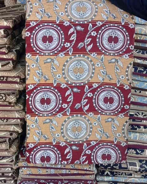 جلسات عربية كل الالوان والقياسات متوفرة وباسعار مناسبة للتواصل ع الرقم ***********
