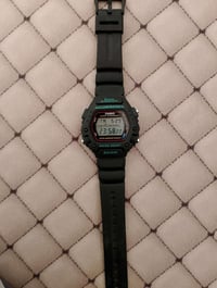 كاسيو ياباني • ساعات • ٤٠