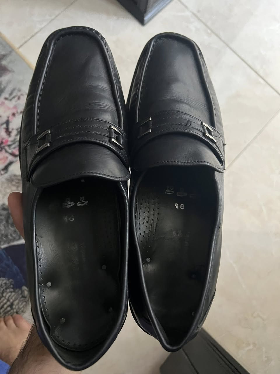 حذاء جلد بهذا الشكل والترتيب قياس ٤٣ ٤٢ نظافه ٩٩٪؜ فقط مصلحه انطو سعر بيها وب العافيه


**إذا كنت صاحب هذا الإعلان وتريد حذفه لأي سبب، رجاءا أرسل رسالة إلى الدعم الفني**