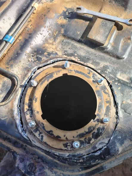 السلام عليكم تم تحوير قاعده براغي فيتم تانكي لانسر براغي ١٠ وتحوير ناجح وما يطلع بنزين ولاء ريحه بنزين وشغله مظبطه ١٠٠/١٠٠ المكان اديالى الوجهيه وسعر ٤٠ قفل قفل وهاذ رقمي اي استفسار ***********
