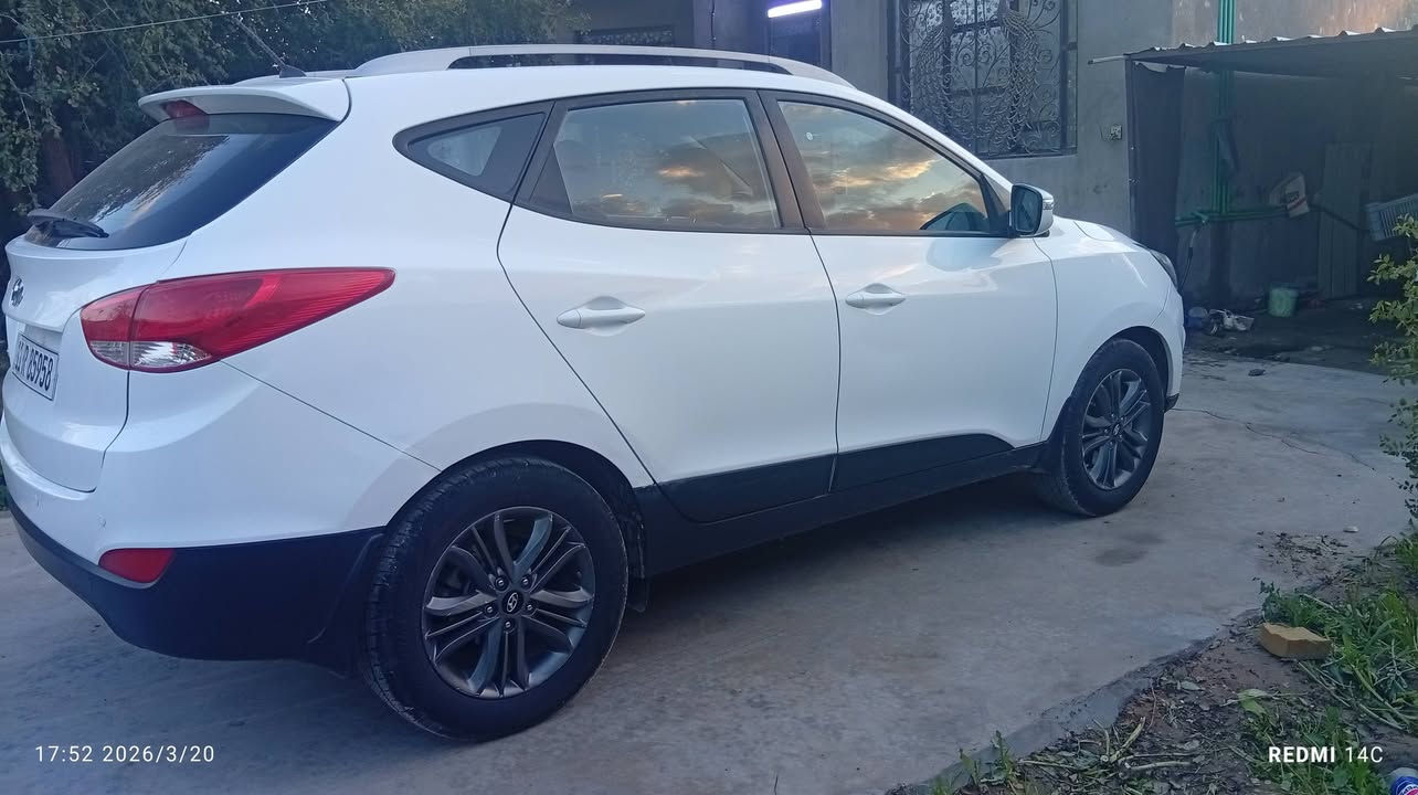 السلام عليكم توسان 2016 للبيع او مراوس ب سبورتج 17او18ماشيه 120جاهزه السياره بيهه دعاميه امام صبغ فقط وبارد ب الجاملغ الامامي والتفاصل بلفيديو مكاني بابل ناحيه الامام ***********/*********** السعر اتصل
