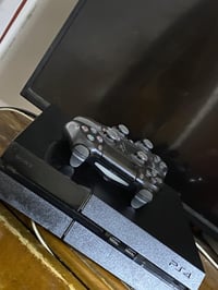 بلي فور • نضافة ١٠٠٪ • كامل الملحقات