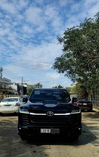 لاندكروز ٢٠٢٤ GXRمحدث VXRلمتدد بلاك ادشن التحديث لايت ولحيه ودعاميه لج...