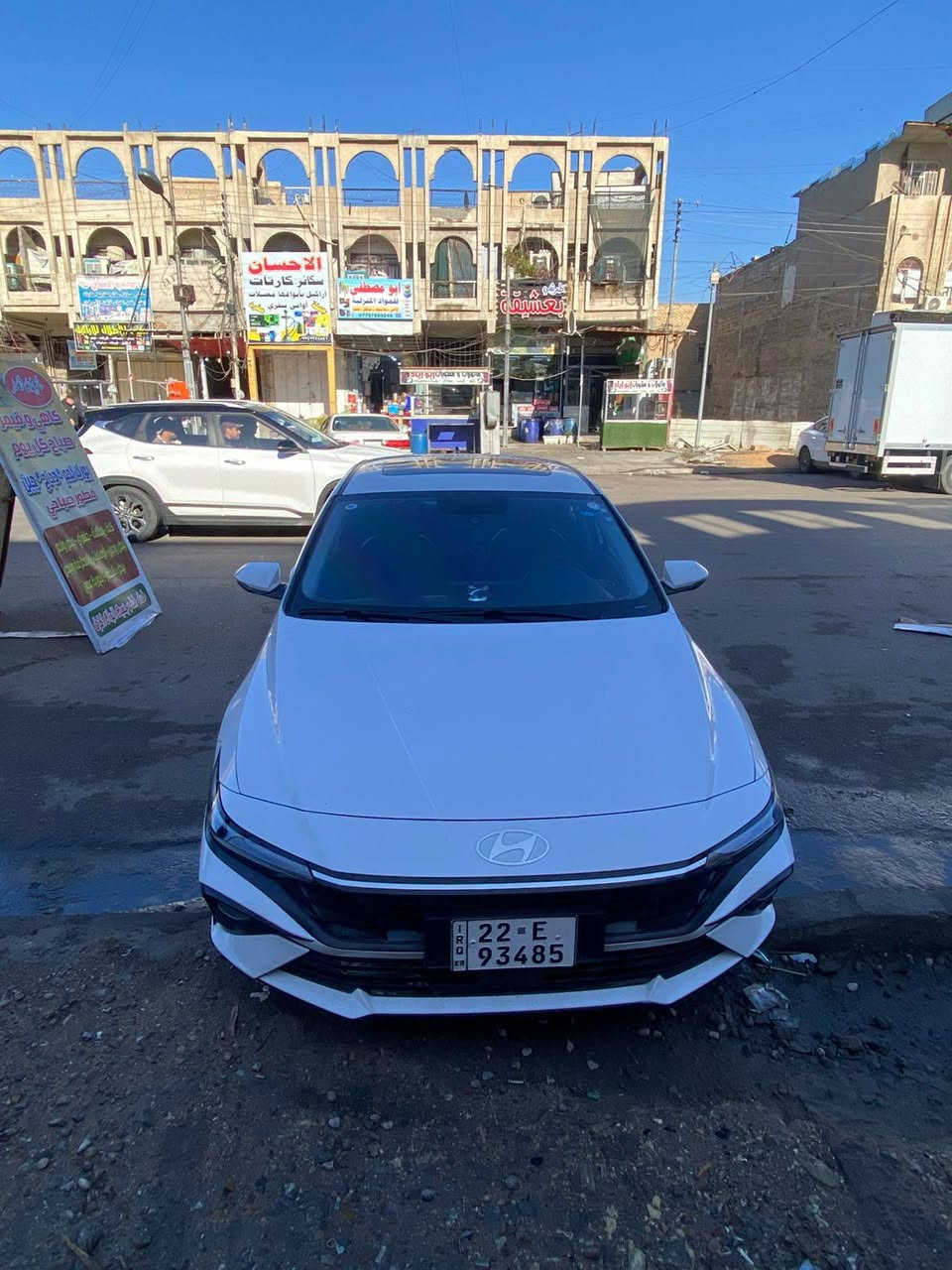 السلام عليكم من رخصت مدير الكروب متاح الانتره موديل ٢٠٢٤ مكفوله ما عدا رصعه بالباب الخلف السائق مواصفات معروفه دبل نوزل مكينه ١٥٠٠ السعر ١٤٢ وبيهه مجال بسيط رقم اربيل تريد وكاله تريد تحويل مكان السياره بغداد حي العامل رقم هاتف ***********
