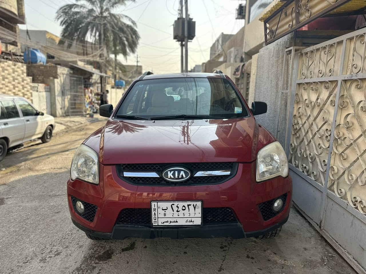 السلام عليكم
سبورتج 2010خليجي. 
مكينه 2000 دوش 
سياره عليه ادامه كامله صدر تخم تاير 
تبريد ثلج تدفه شغاله   سياره ماشيه  127الف وسونار موجود كما موضح بصوره وسياره بسمي شرط تحويل ثاني يوم 
سياره صبغ نص بيبان السايق ولخلف السايق فقط السعر 130وبيه مجال
***********
