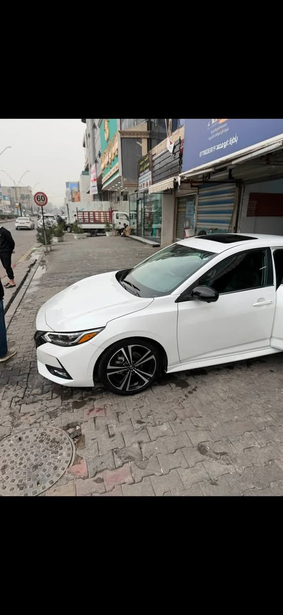 السلام عليكم
نيسان سنترا SR PLAS للبيع 
موديل : 2021 
رقم اربيل و ماشيه 65 الف كيلو 
حادث موضح بالصور 
باب مبدله بلادي و باب صبغ و صبغ بالجاملغ الخلفي على كد الخسفه الي مبينه بالصوره مال حادث 

السياره فول مواصفات و معروف موصفات SR PLAS 
السعر : 145 ورقه و بيه مجال حك الجيه 
و كلشي بسعره و لحد يكسر بحلال العالم الجاد يتواصل ويايه 
***********
*********** واتساب موجود
