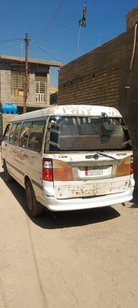 اخوان فوتون ٢٠١٣ السياره موصليه مصرف الرشيد ما عليه اشارة حجز ولا بيه ...