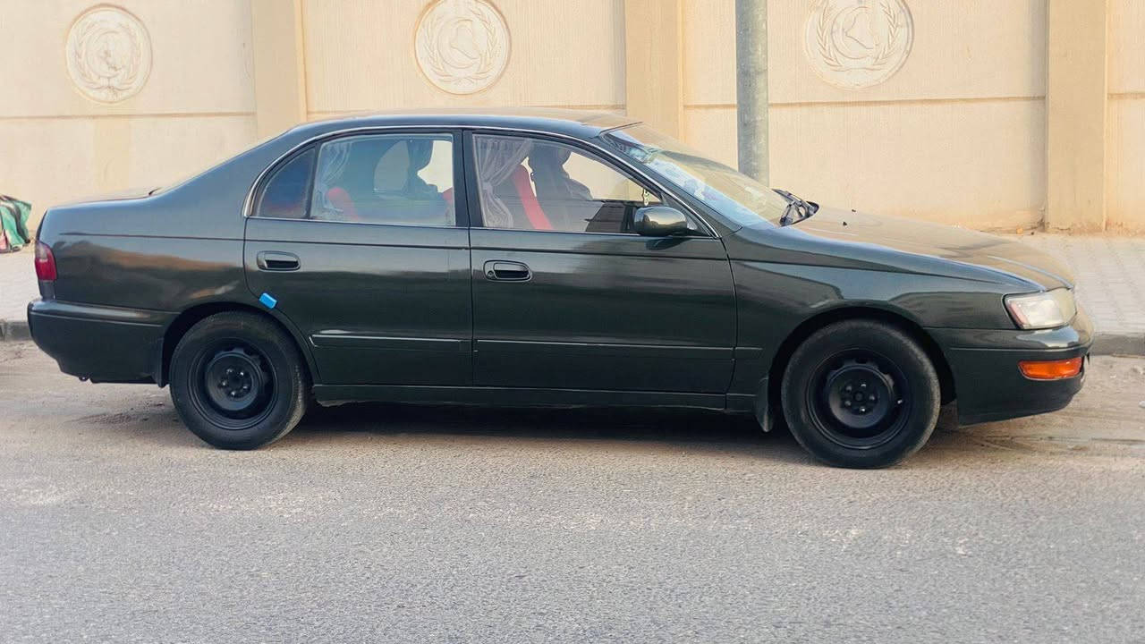 سلام عليكم
كرونه نفخ موديل 93 
مكفوله من الضربه والكص 
كير ومكينه مشروطات مجهزن ع ايدي 
تبريد ثلج ستوني مسوي منضومه كامله 
تخم تاير جديد باتري جديد ستوني مبدلهن 
كلشي جاهز تشغل وتطلع ترايك وين ماتريد 
السياره ٤٨ وبيه مجال قليل 
***********
