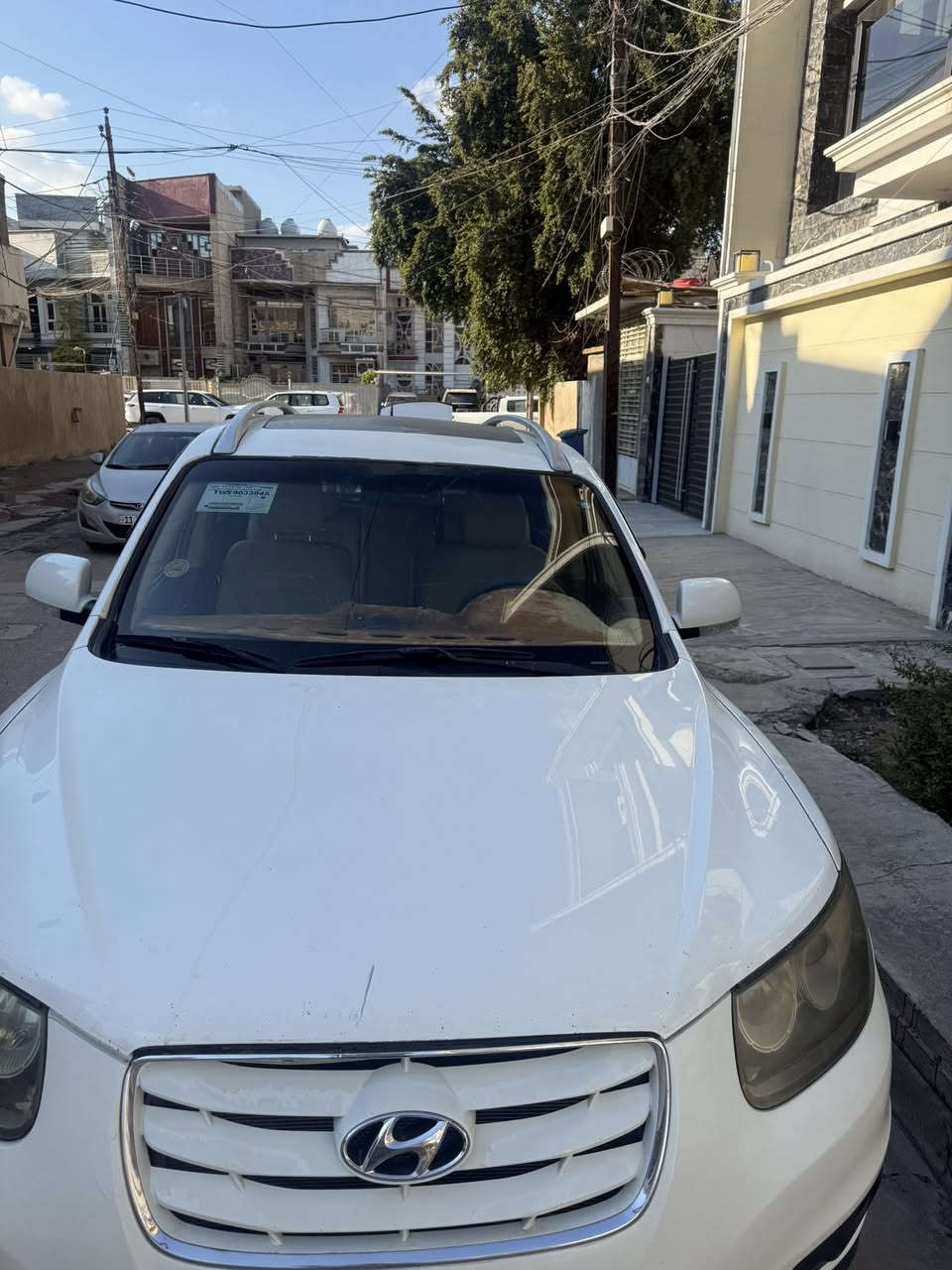 🚘 للبيع – هونداي سنتافي 2011 | خليجي
📍 الموقع: بغداد – البلديات
📑 الرقم: شمالي - باسم كردي 
⚙️ المحرك: 4 سلندر – اتوماتيك

---

🌟حادث العراق:
طخه بسيطه بالجاملغ الامامي الايمن ومعدله بارد ✅

الجاملغ الخلفي الايسر صبغ ✅

السونار مرفق مع الصور✅

الرقم شمالي القديم السنوية ساقطة ✅

——

✨ المواصفات:

اللون: ابيض

محرك  مبدل جديد قبل فتره وكير خير من الله ✅

صدر نص عمر ✅

تبريد كهربائيات مابيه نقص✅

تبريد 3 قطع سلايد كامرة شاشة ✅

 اشاير بالمري مري شفط ✅

تدفئة بالكشنات كشنات كهرباء✅

ماشية السيارة (180 km) الف ✅

---

💰 السعر: 148$ وبيه مجال
📞 للتواصل:***********
