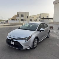 كورلا LE • ٢٠٢٣ • ٢٠٠٠ بنزين